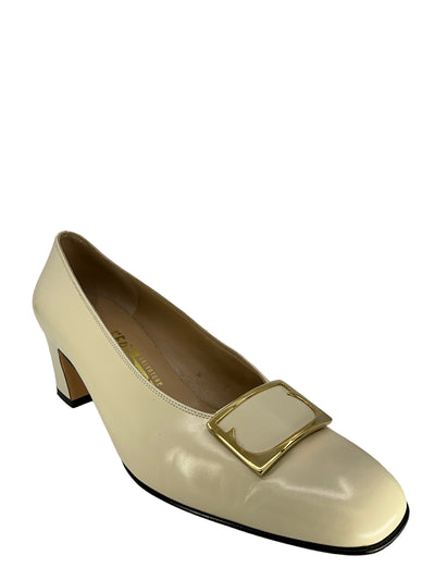 Salvatore Ferragamo Ivory And Gold Pumps Size 8.5-Replica Designer Handbag Store
