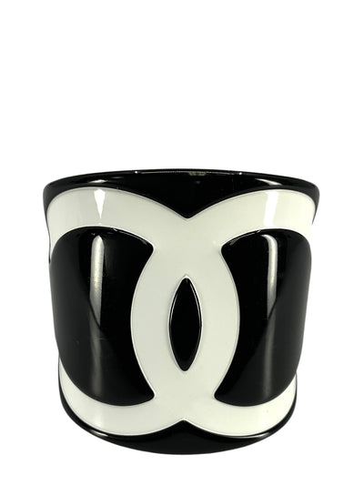 Chanel Resin CC Logo Cuff Bracelet-Replica Designer Handbag Store
