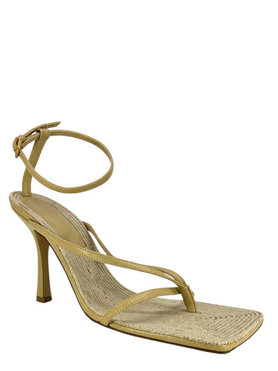 BOTTEGA VENETA Stretch Raffia Strappy Thong Sandals Size 8.5-Replica Designer Handbag Store
