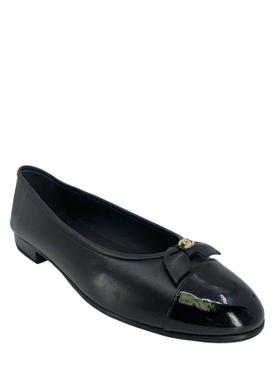 CHANEL 23P CC Cap Toe Lambskin Leather Ballet Flats Size 11-Replica Designer Handbag Store
